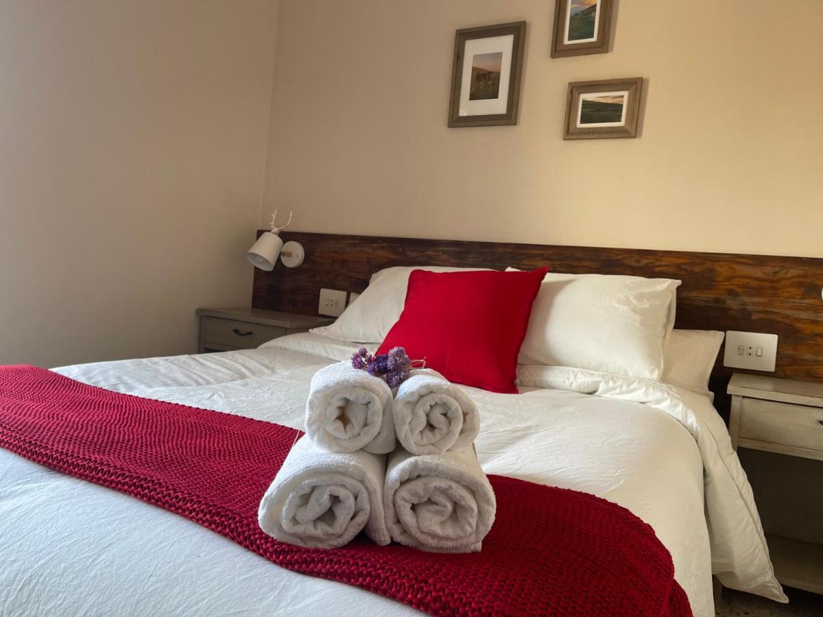Fonda Peremiquel Hotel Castellar De N'Hug Eksteriør billede