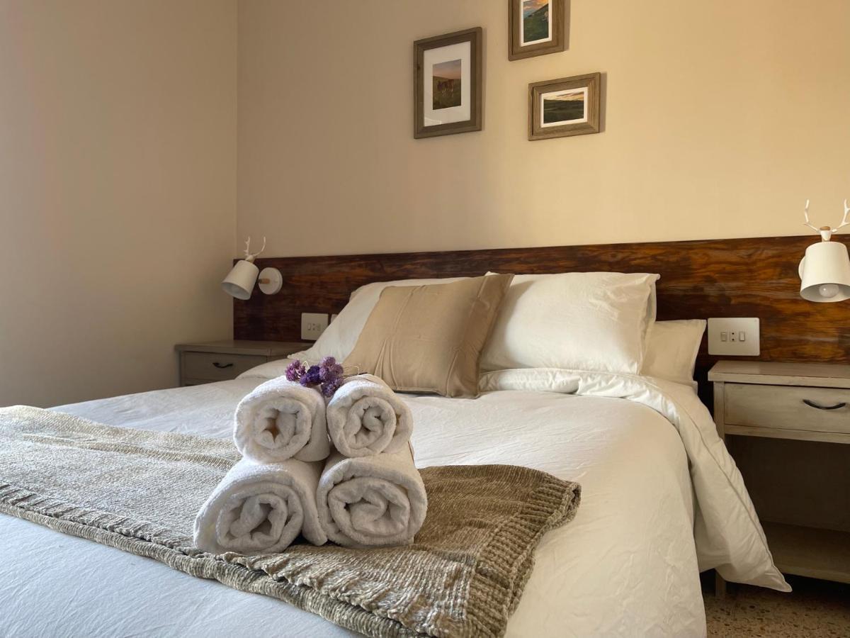 Fonda Peremiquel Hotel Castellar De N'Hug Eksteriør billede