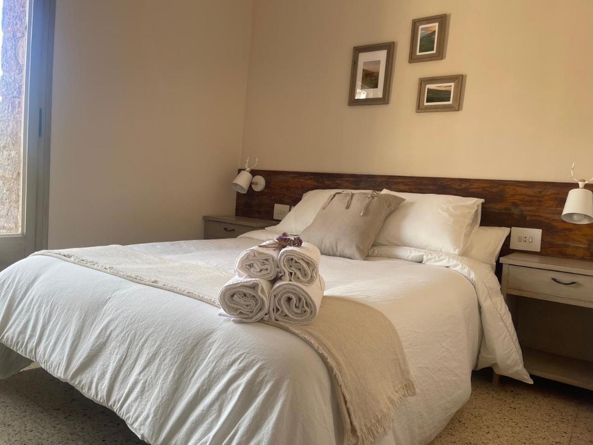 Fonda Peremiquel Hotel Castellar De N'Hug Eksteriør billede