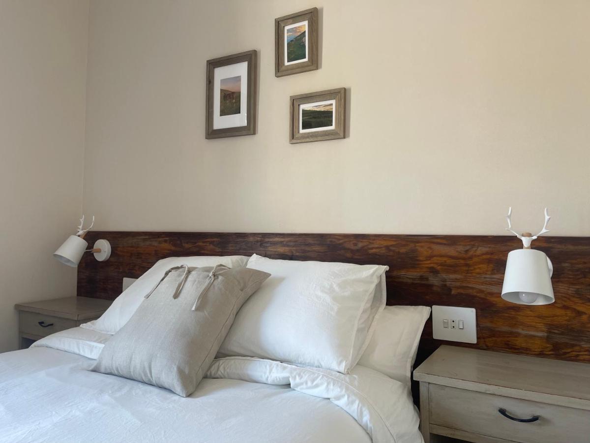 Fonda Peremiquel Hotel Castellar De N'Hug Eksteriør billede
