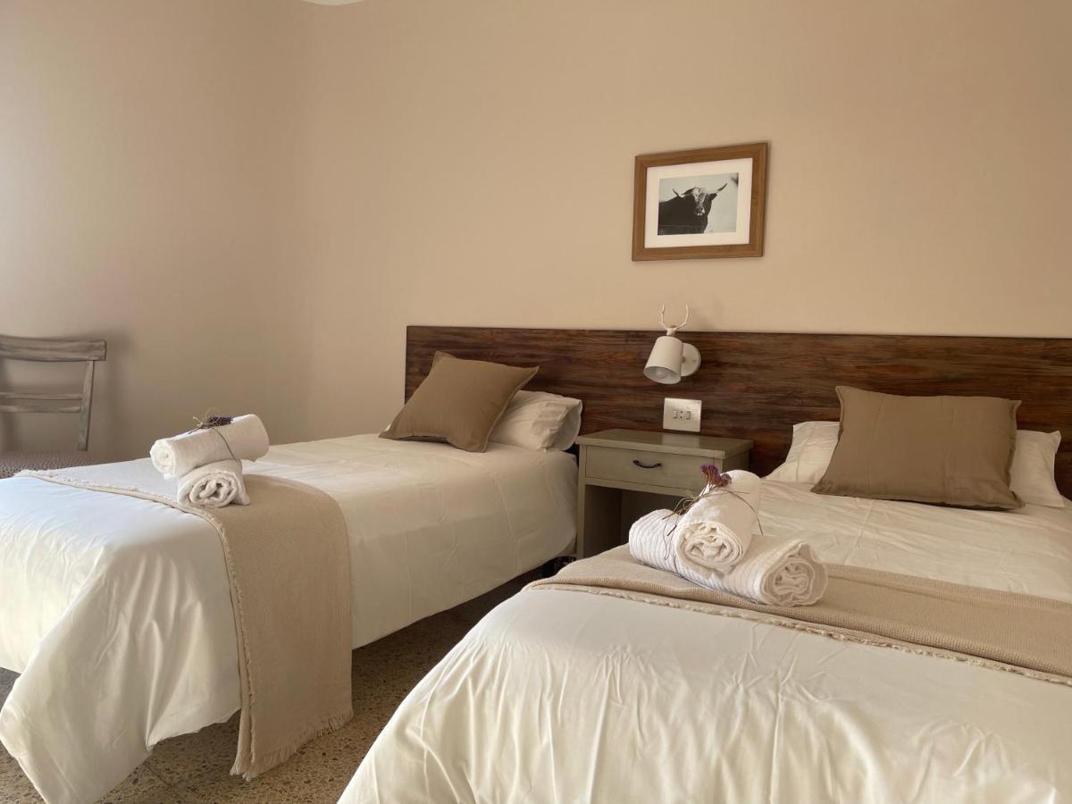 Fonda Peremiquel Hotel Castellar De N'Hug Eksteriør billede