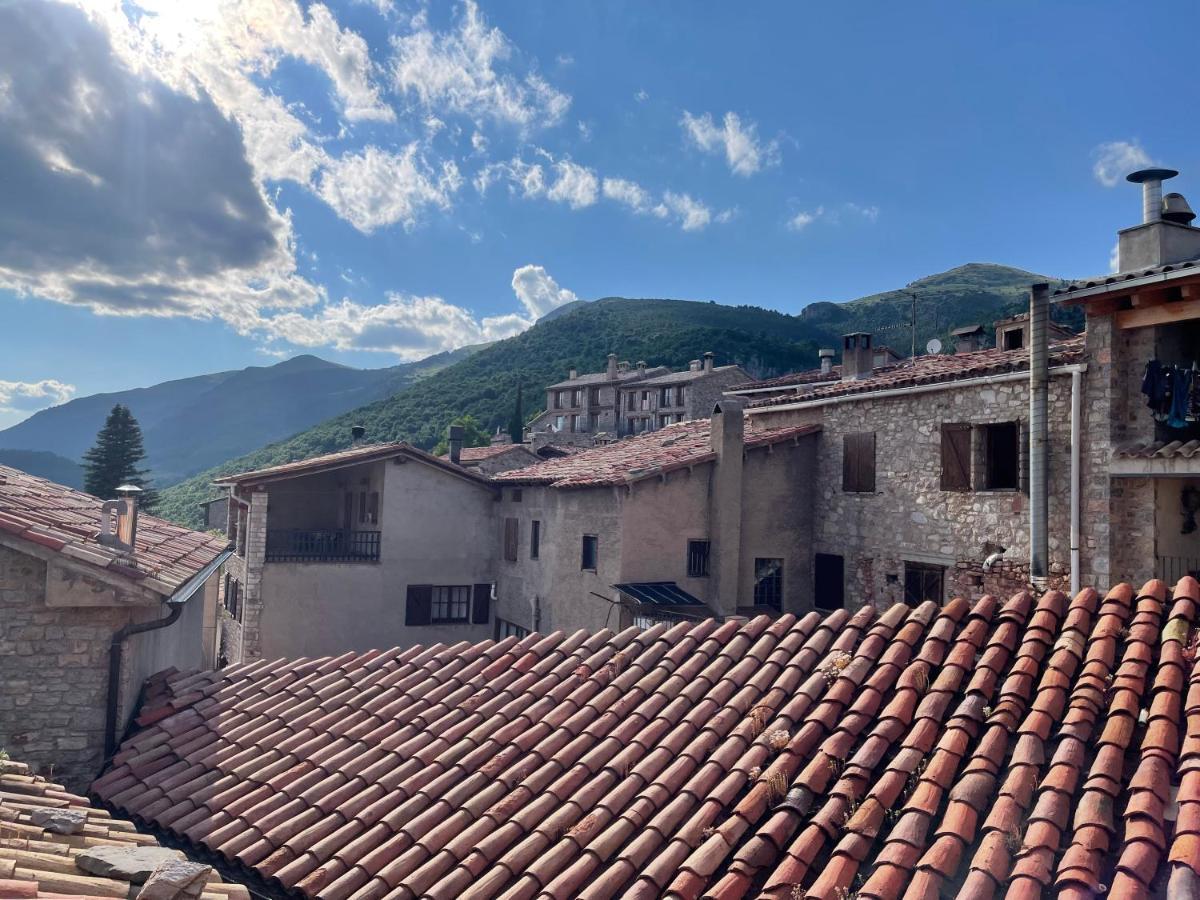 Fonda Peremiquel Hotel Castellar De N'Hug Eksteriør billede